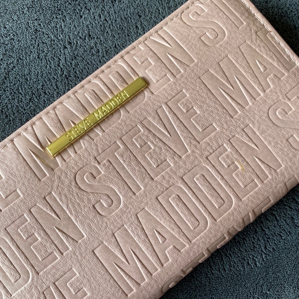 Steve Madden Wristlet Wallet